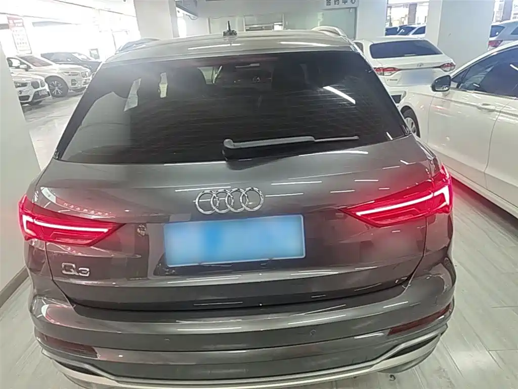 Audi Q3 — фото 6