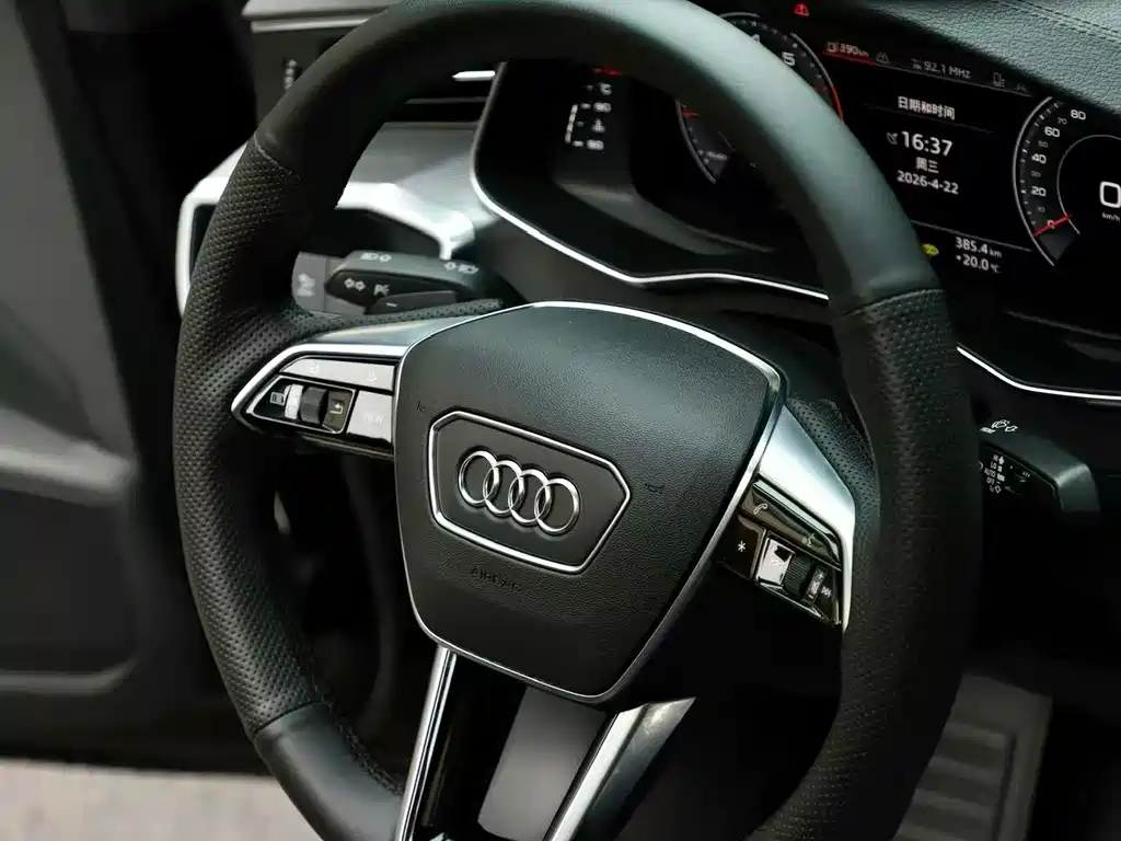 Audi A6L — фото 13