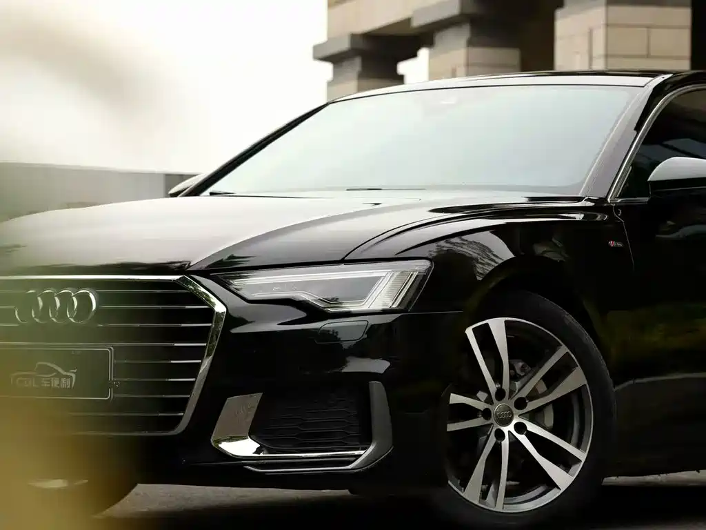 Audi A6L — фото 7