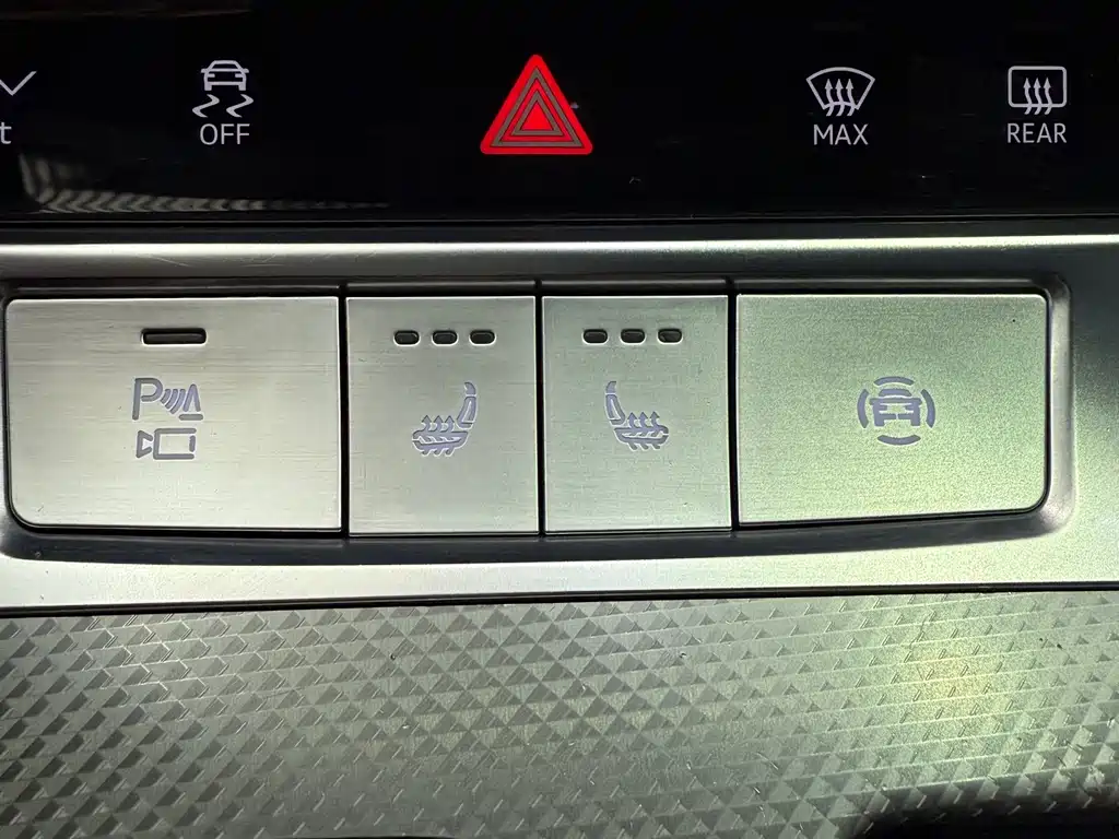 Audi A6L New Energy — фото 8