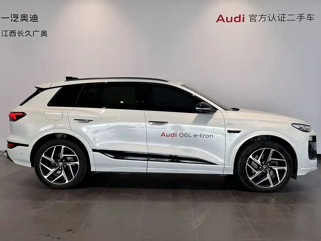 Audi Q6L e-tron — фото 3