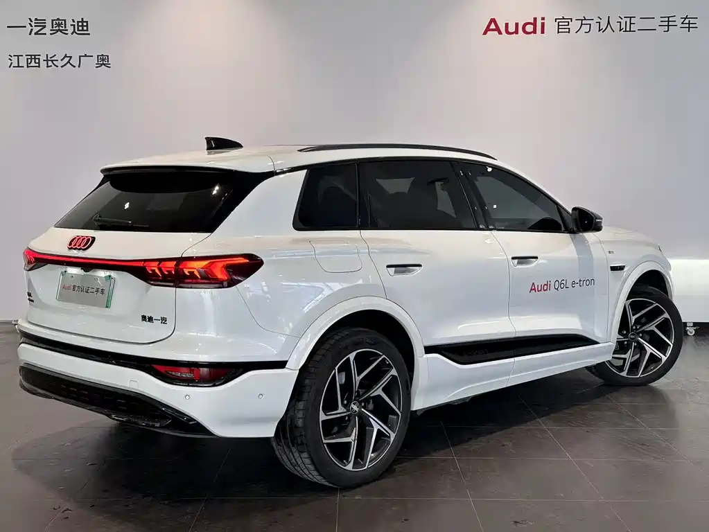 Audi Q6L e-tron — фото 4
