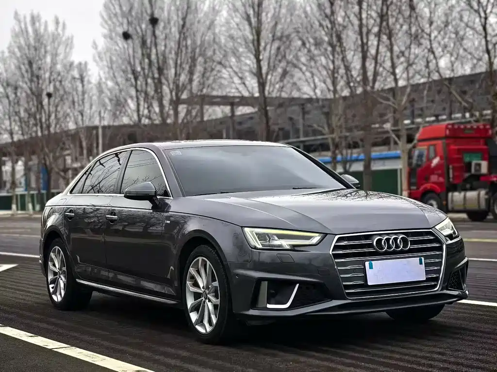 Audi A4L — фото 3