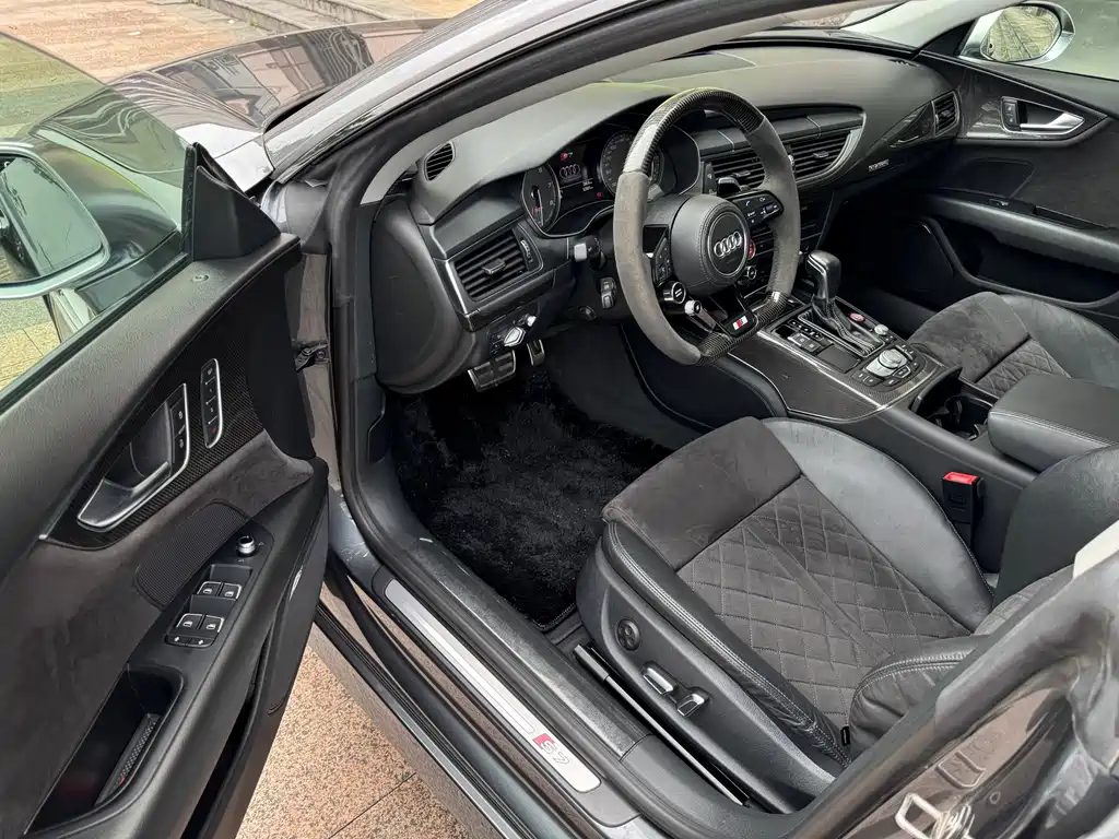 Audi S7 — фото 7