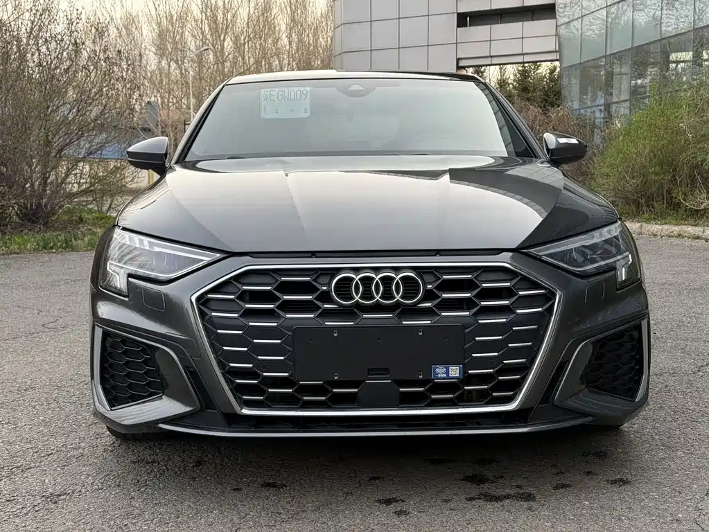 Audi A3 — фото 2