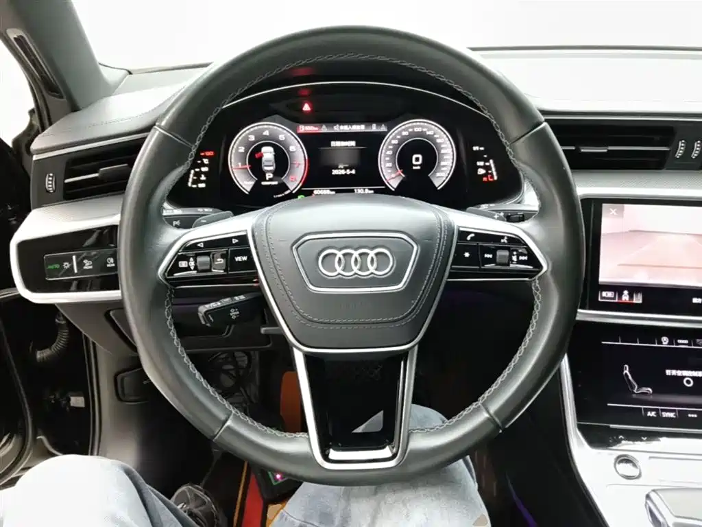 Audi A6L — фото 11