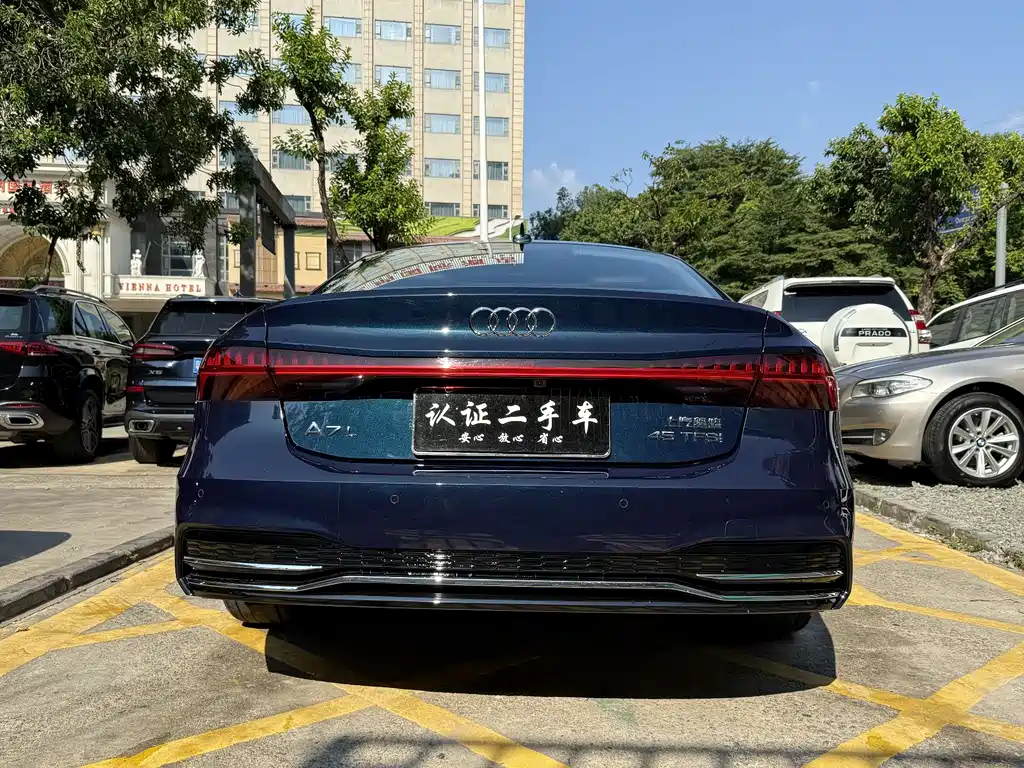 Audi A7L — фото 4