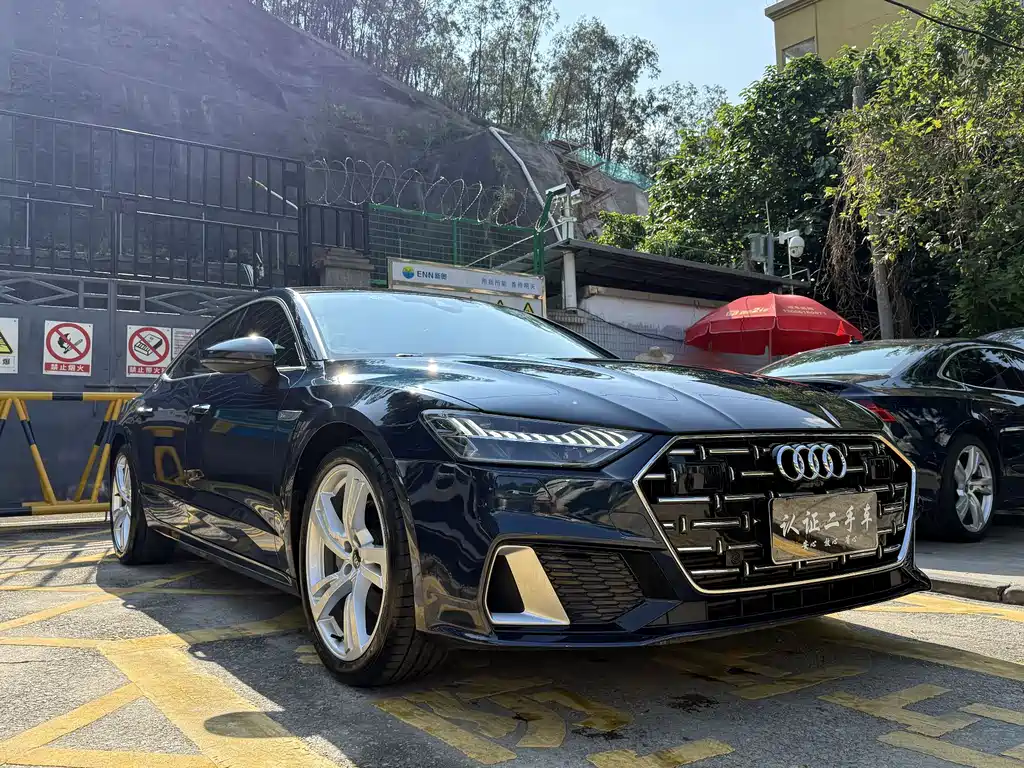 Audi A7L — фото 6