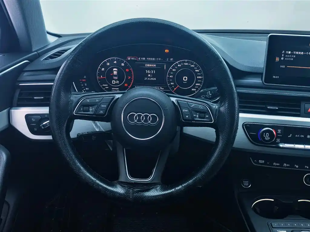 Audi A4L — фото 13