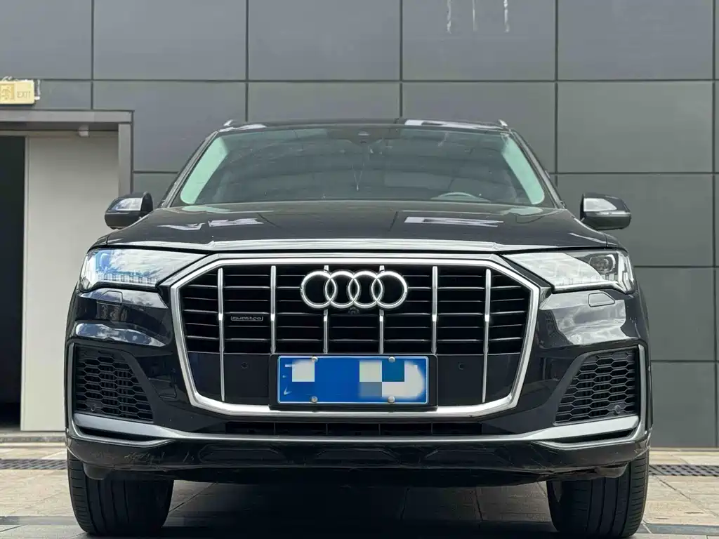 Audi Q7 — фото 2