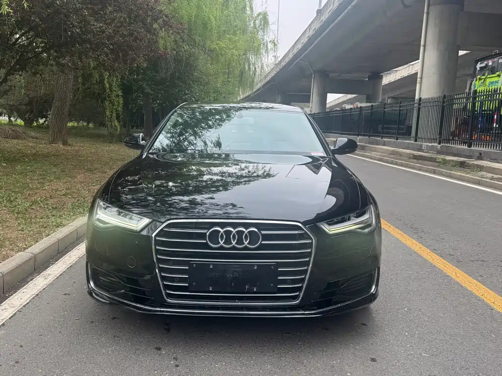 Audi A6L — фото 2