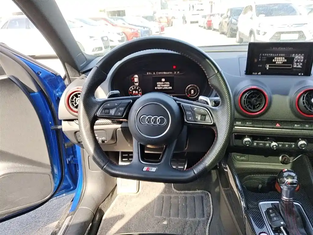 Audi S3 — фото 11