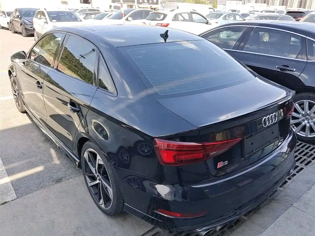 Audi S3 — фото 5
