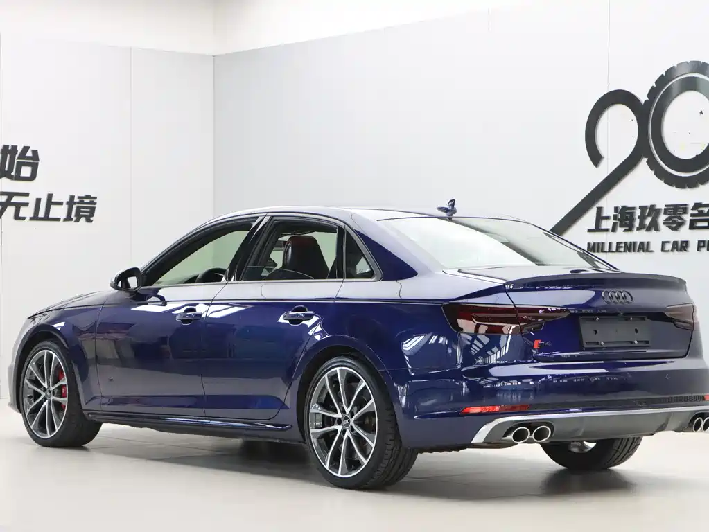 Audi S4 — фото 4