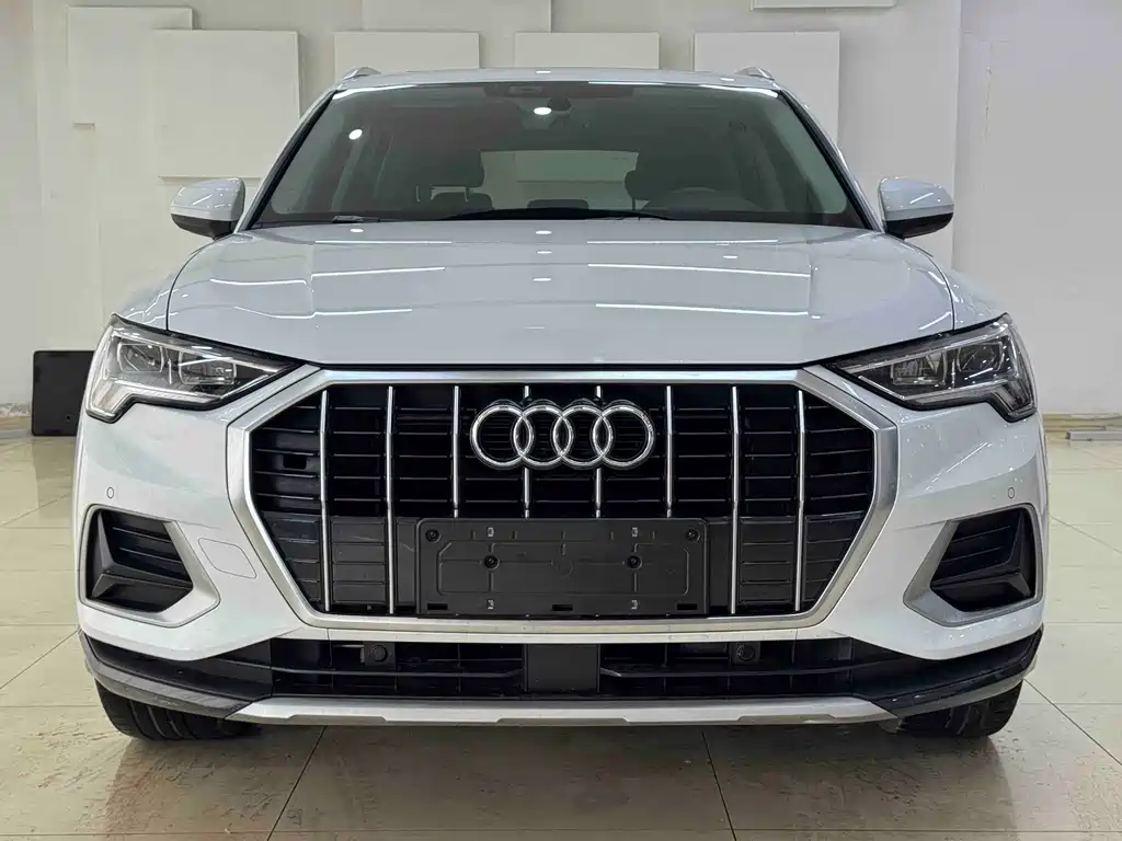 Audi Q3 — фото 2