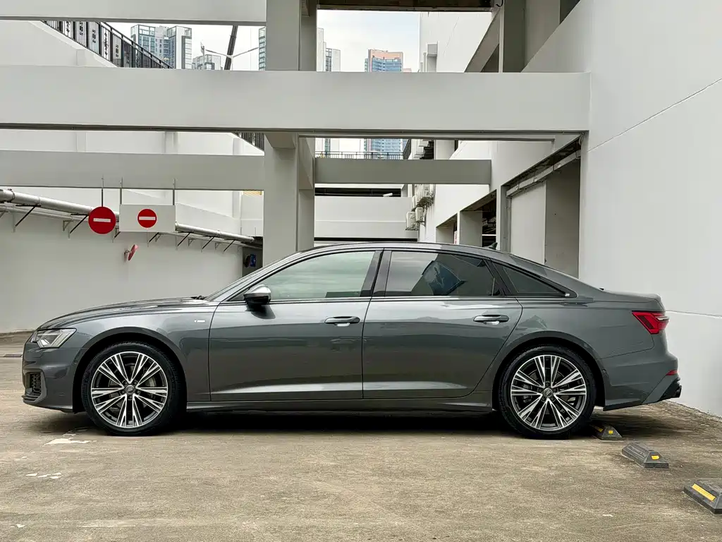 Audi A6L — фото 4