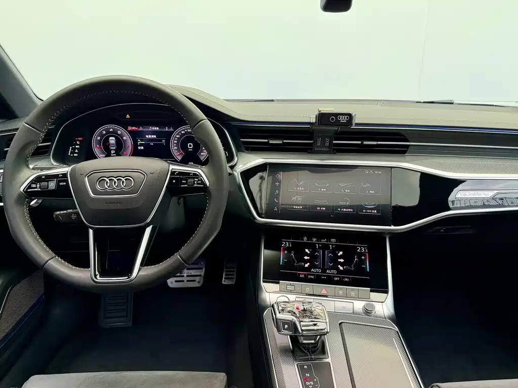 Audi A6L — фото 8