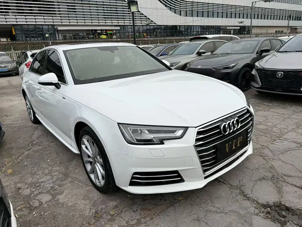 Audi A4L — фото 3