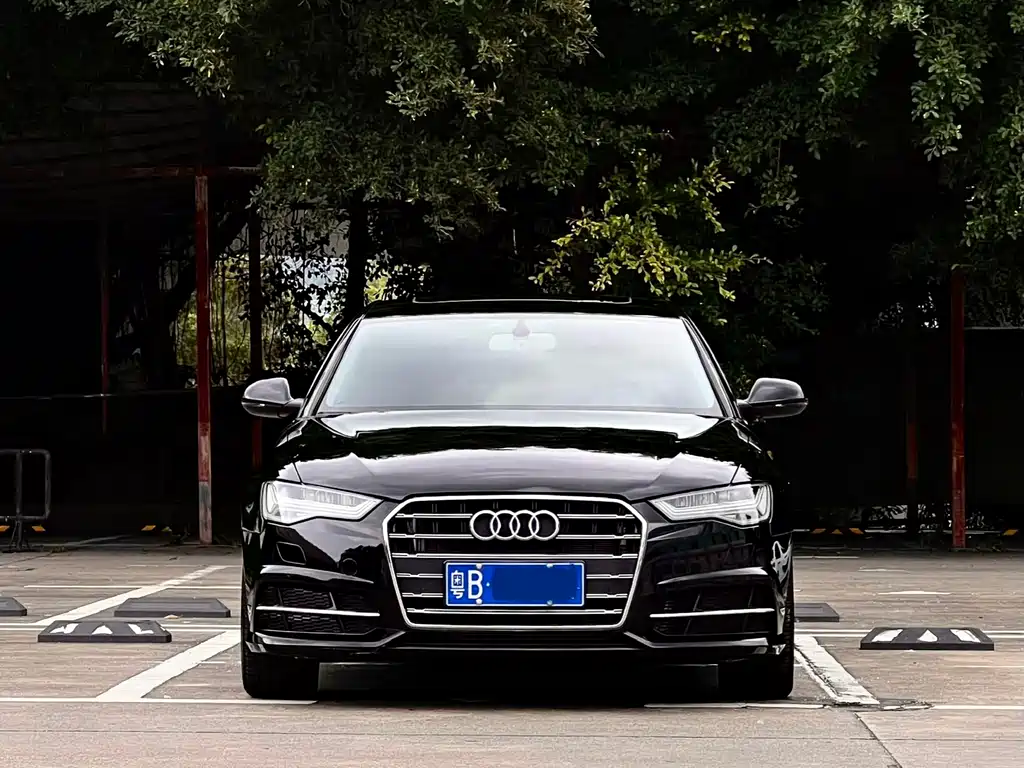 Audi A6L — фото 2
