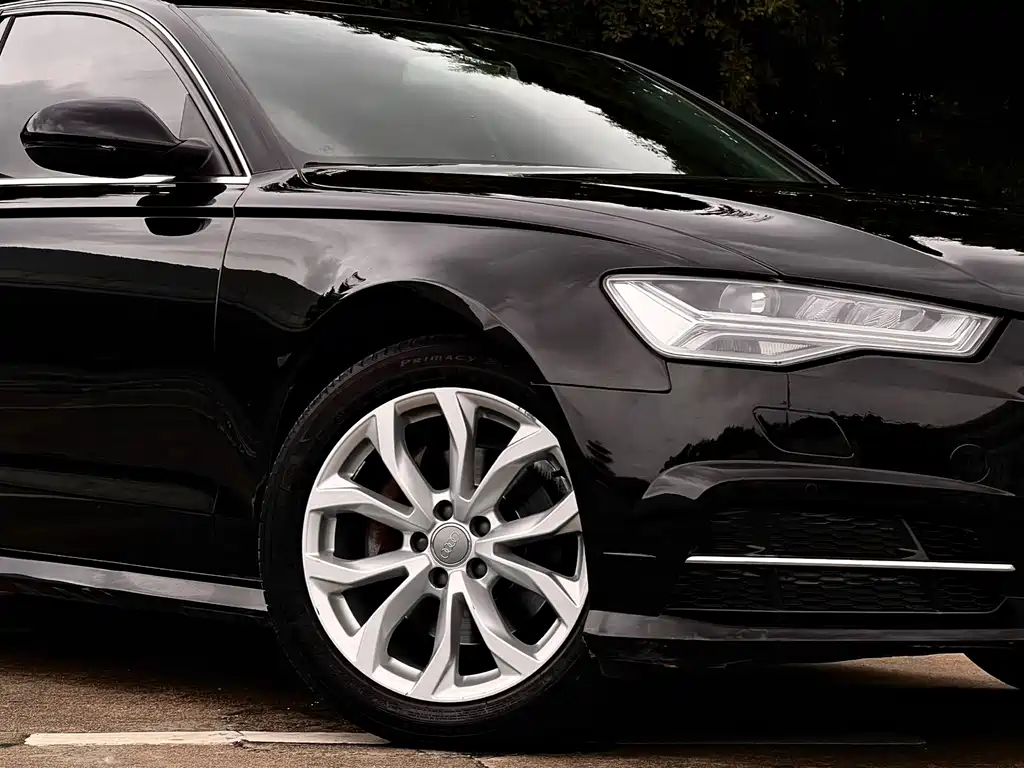 Audi A6L — фото 9