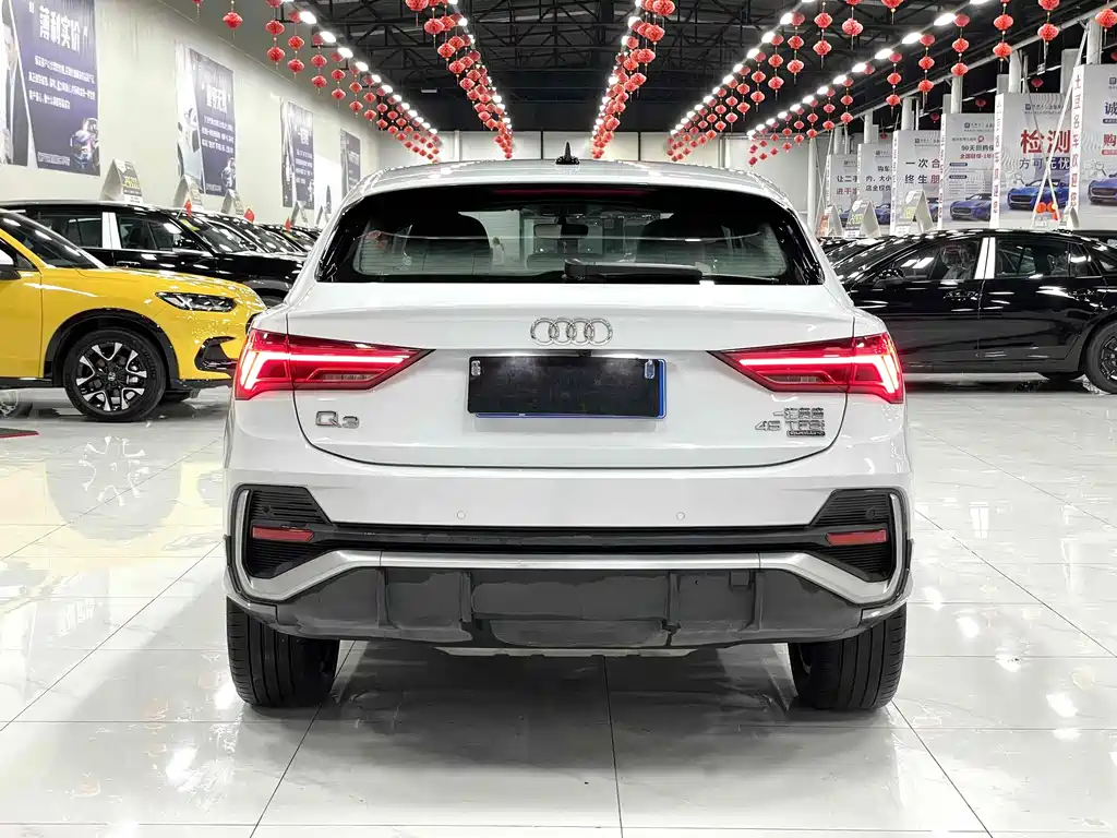 Audi Q3 Sportback — фото 5