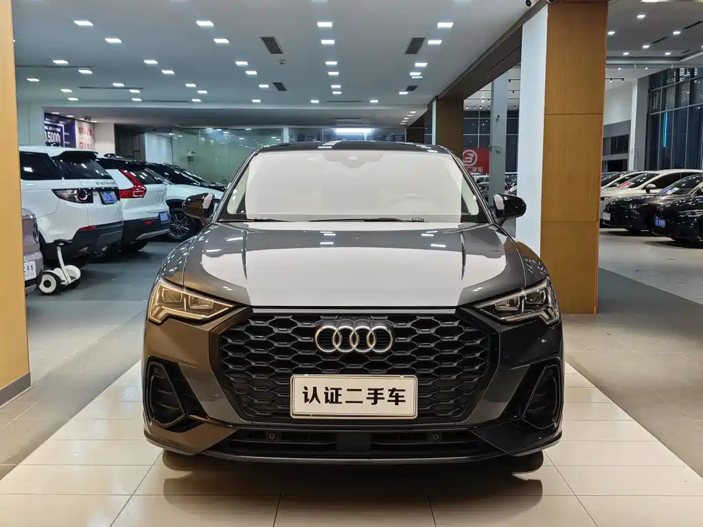 Audi Q3 Sportback — фото 4