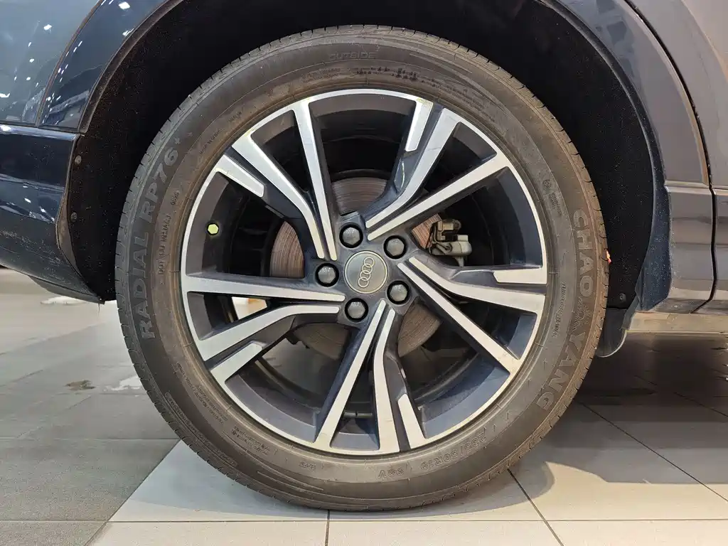 Audi Q3 Sportback — фото 33