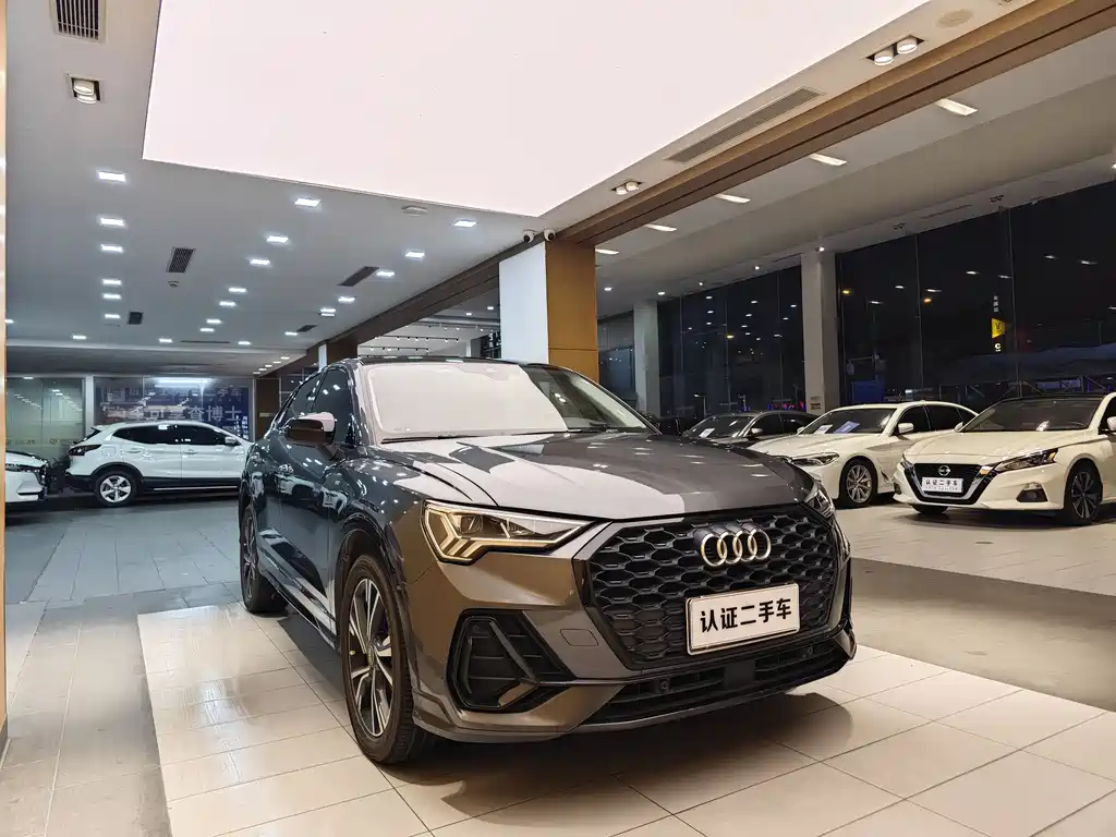 Audi Q3 Sportback — фото 5
