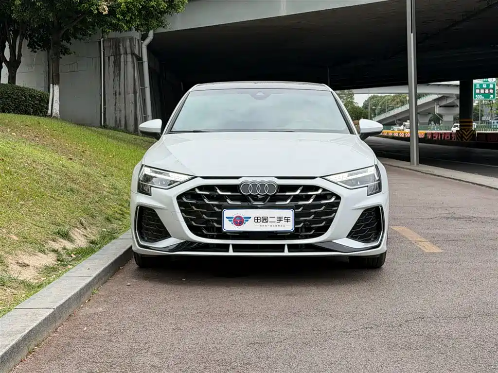 Audi A3 — фото 2