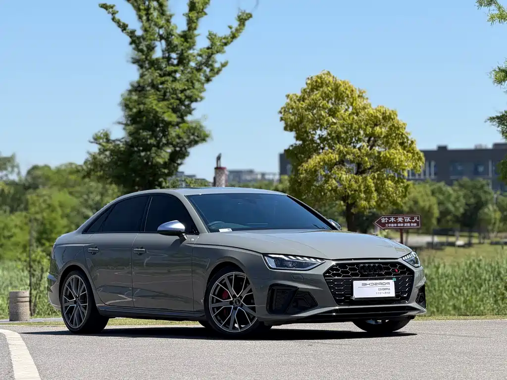 Audi S4 — фото 3
