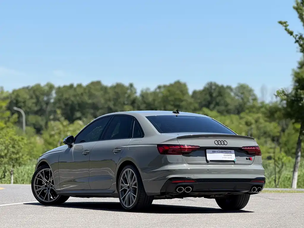 Audi S4 — фото 4