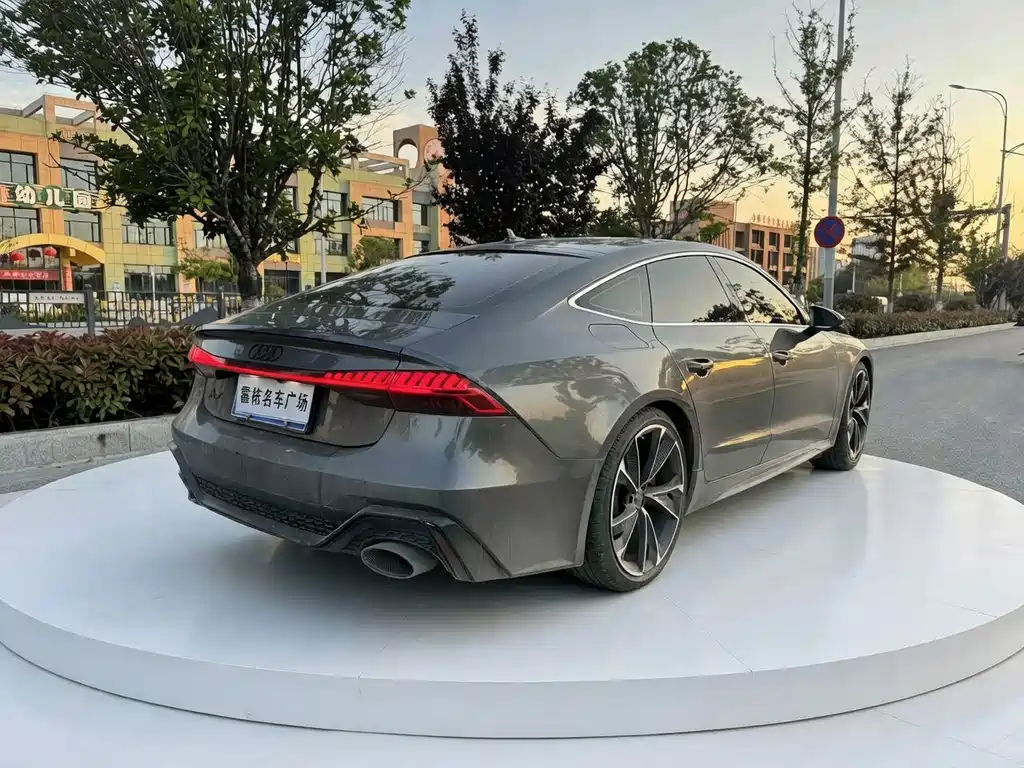 Audi A7 — фото 3