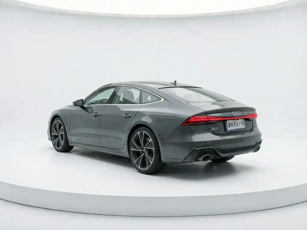 Audi A7 — фото 8