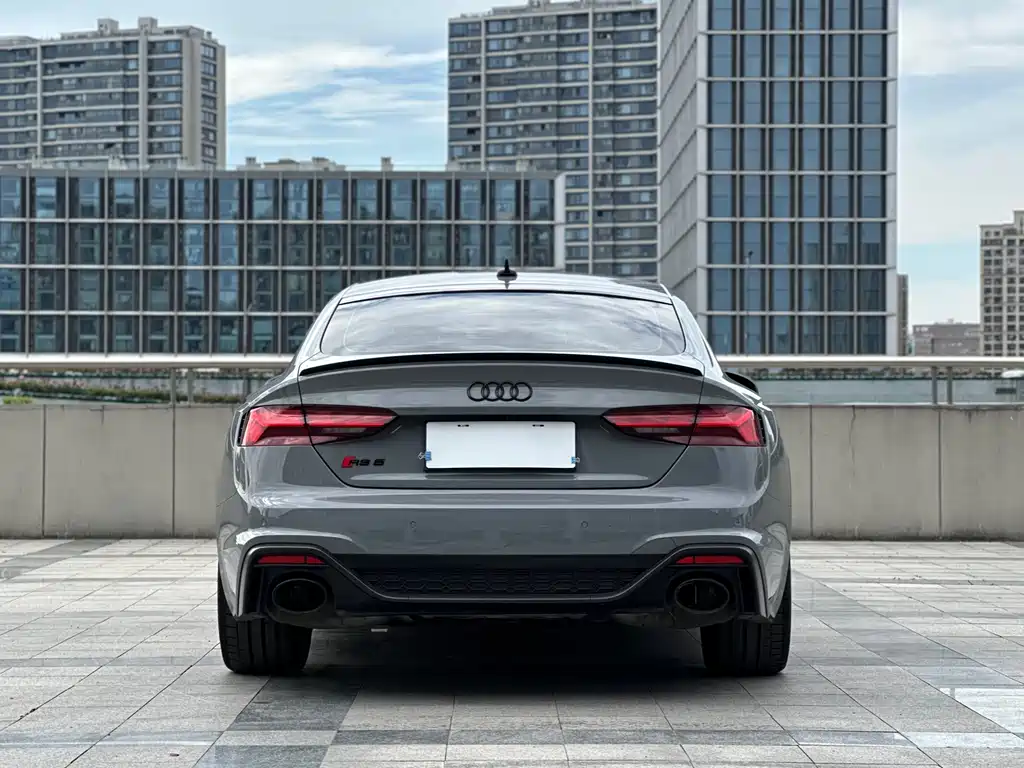 Audi RS 5 — фото 5