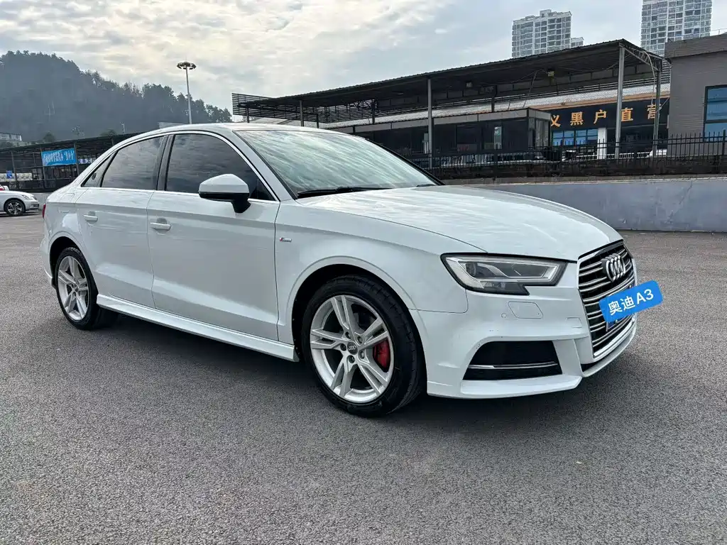 Audi A3 — фото 3
