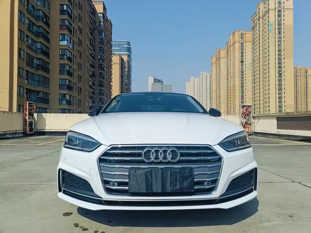 Audi A5 (Import) — фото 2