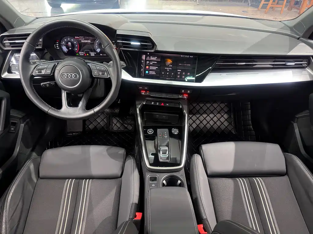 Audi A3 — фото 11