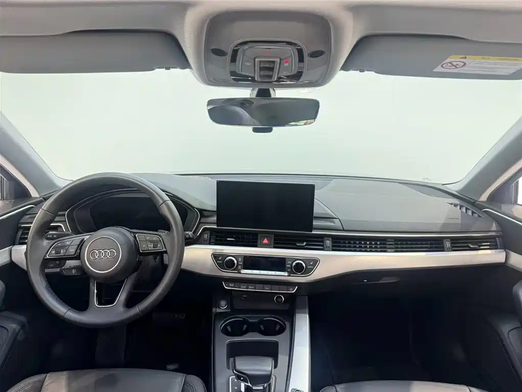 Audi A4 (Import) — фото 7