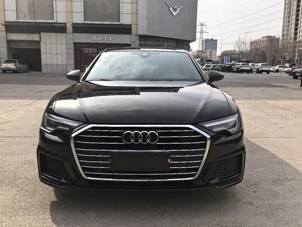Audi A6L — фото 2