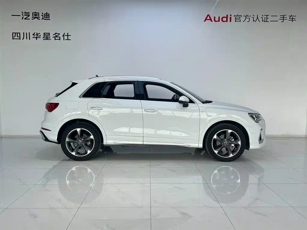 Audi Q3 — фото 3