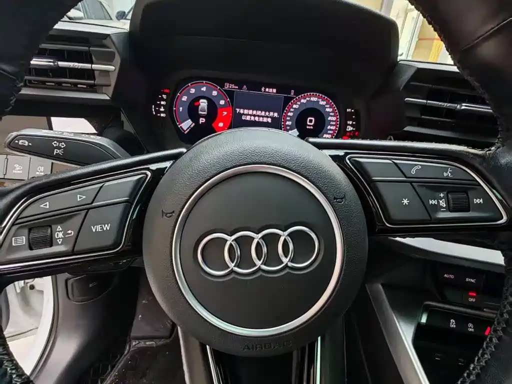 Audi A3 — фото 18