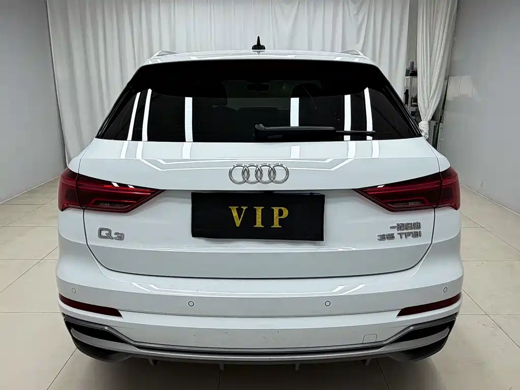 Audi Q3 — фото 5