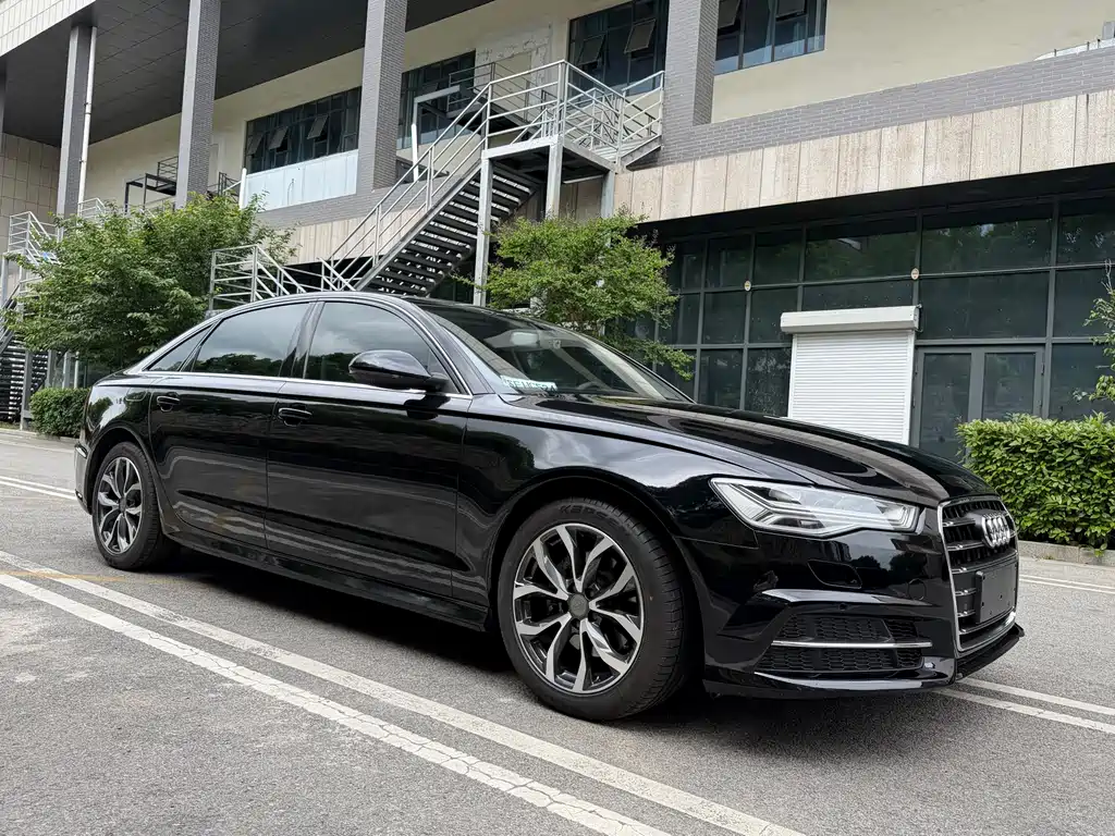 Audi A6L — фото 3