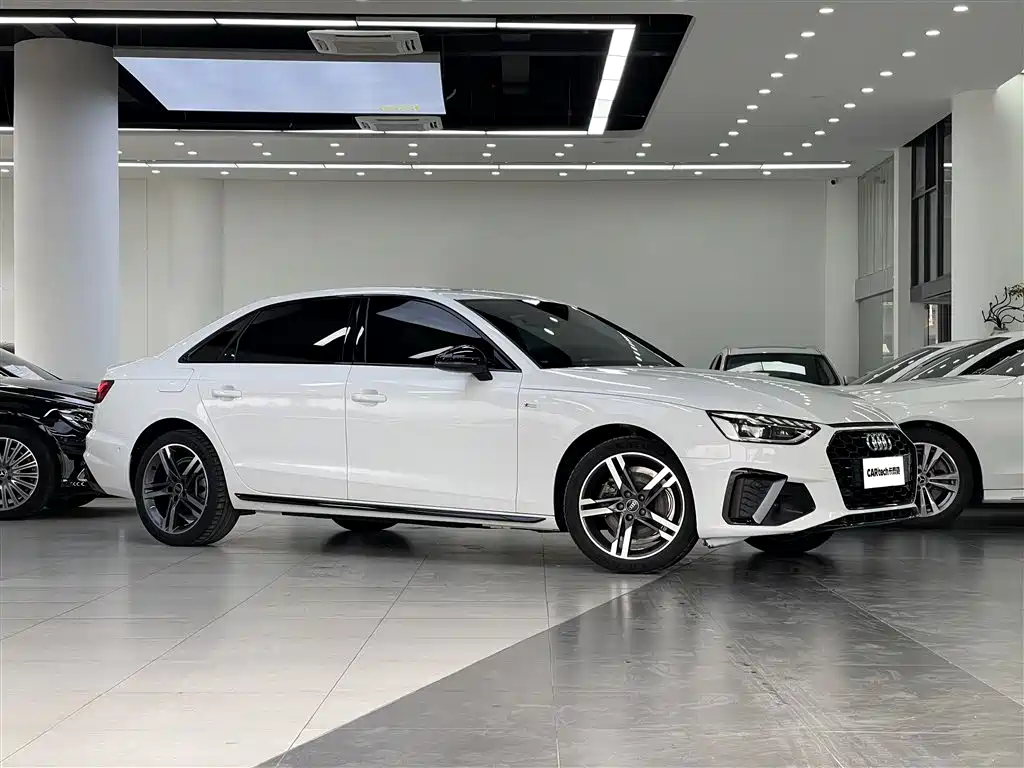 Audi A4L — фото 3