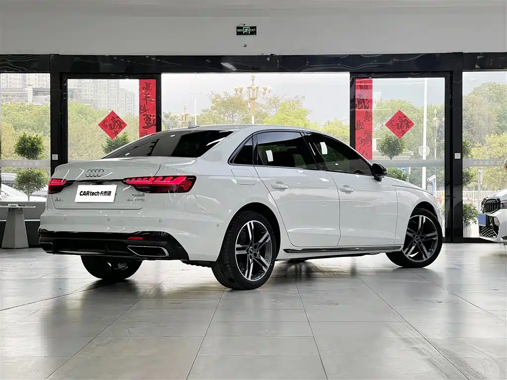 Audi A4L — фото 6