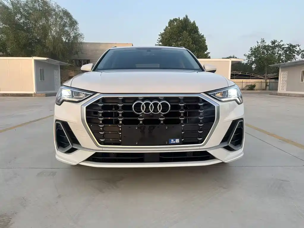 Audi Q3 — фото 2