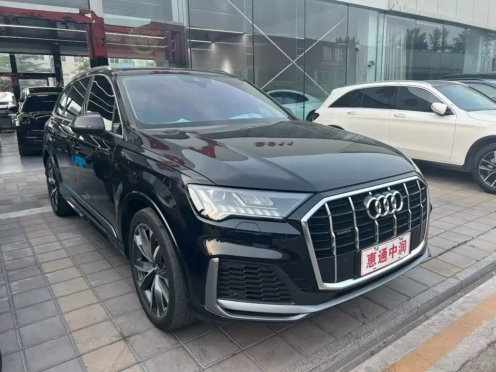Audi Q7 — фото 2