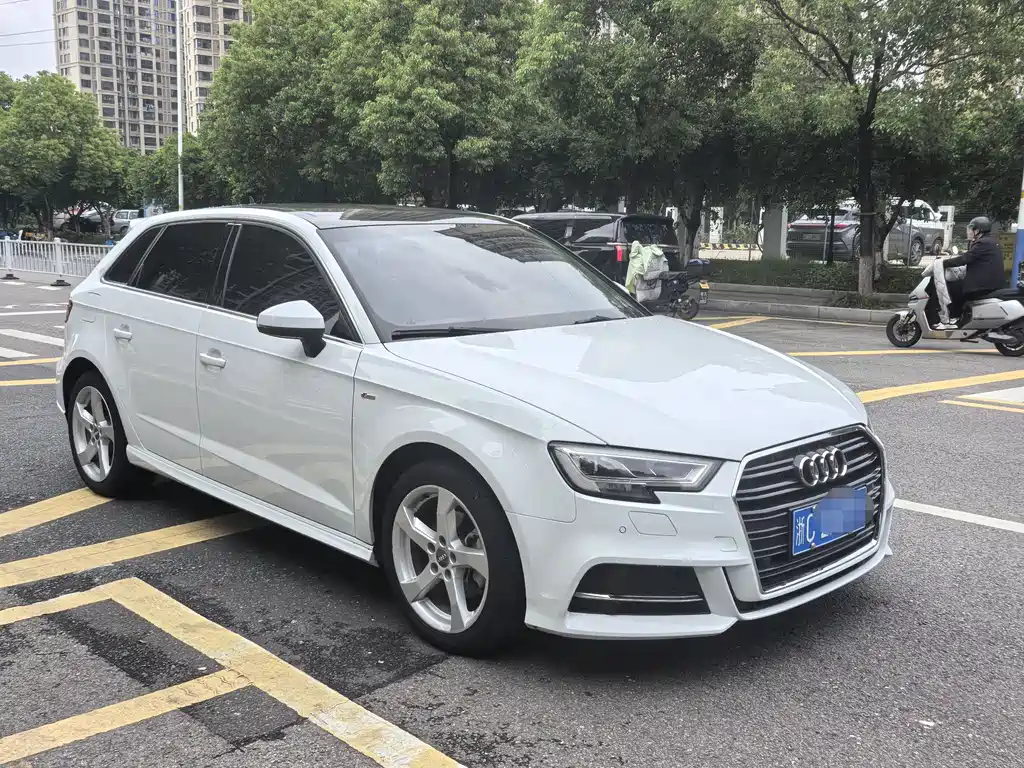 Audi A3 — фото 3