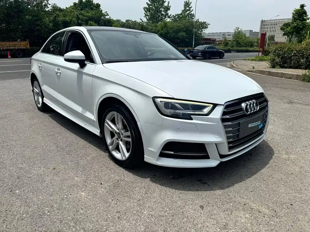 Audi A3 — фото 3