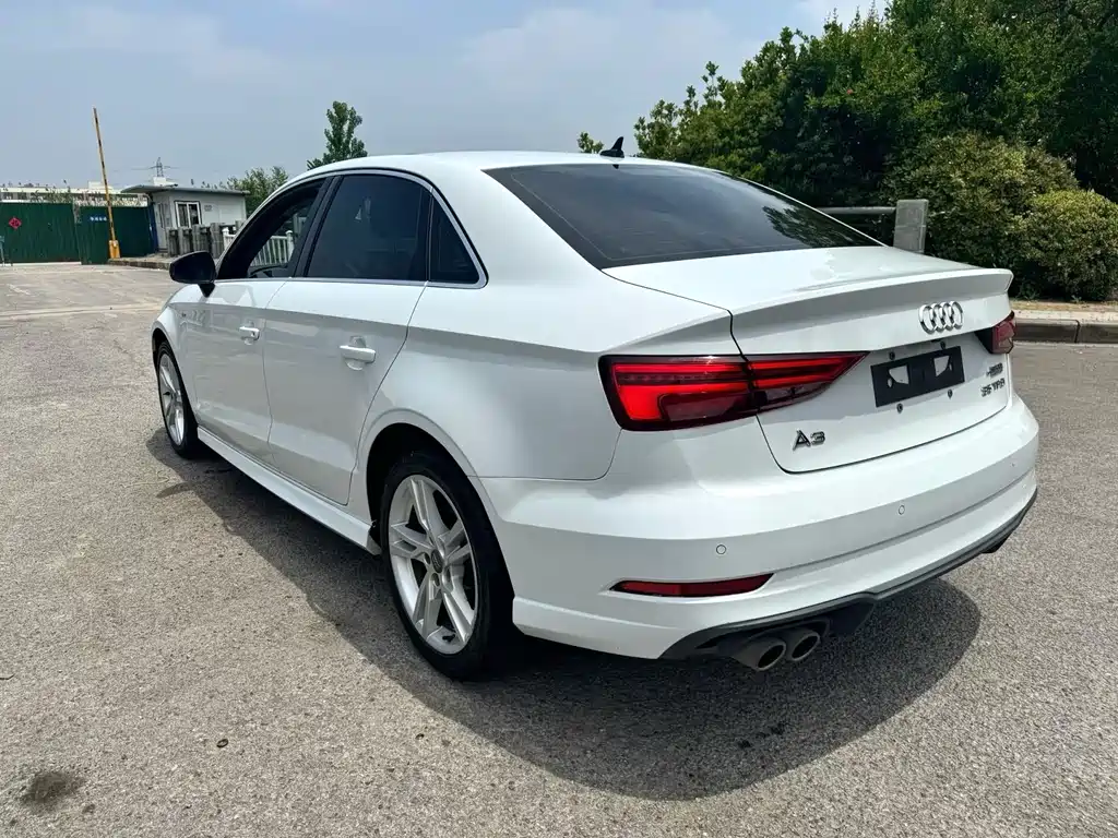 Audi A3 — фото 6